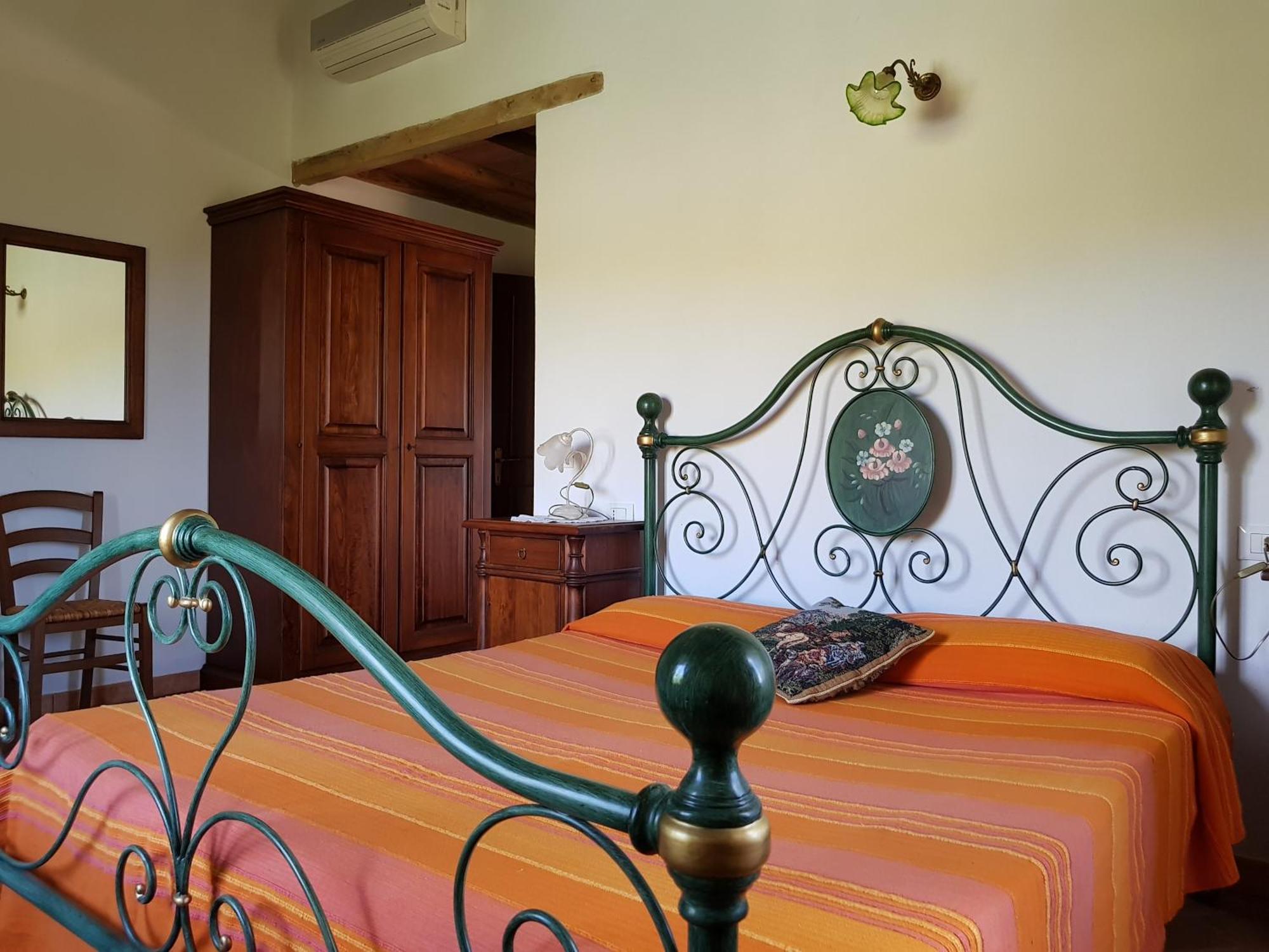 Agriturismo Bio Le 4 Stagioni Porrona Exterior photo